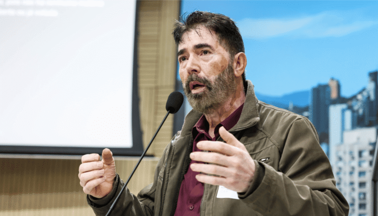 Associações de Aposentados Reagem a Fraudes e Defendem Entidades Sérias